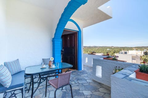 Balcony/Terrace, Mountain view, Sea view