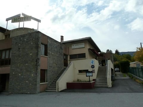Le Pidanoux Hotel in Castellane