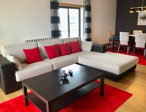 Relax & Sea View Apartment Condo in Nazaré