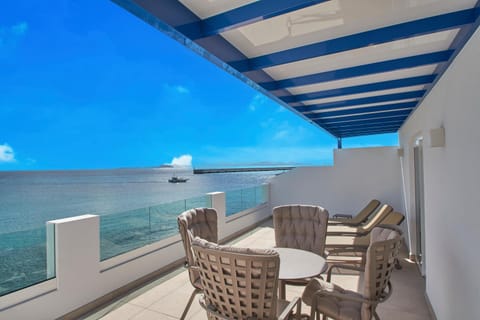 Natural landscape, Balcony/Terrace, Dining area, Beach, Landmark view, Sea view, internet, sunbed, towels