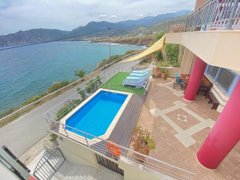 View (from property/room), Sea view, Swimming pool