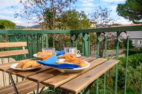 Balcony/Terrace, Breakfast