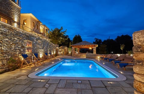 Balcony/Terrace, Lounge or bar, Swimming pool