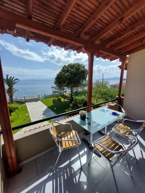 Natural landscape, View (from property/room), Balcony/Terrace, Sea view