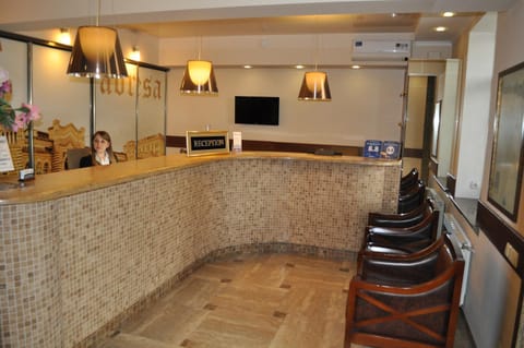 Communal lounge/ TV room, Lobby or reception