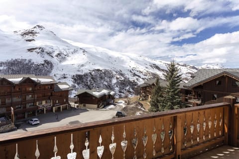 Winter, Balcony/Terrace, Mountain view