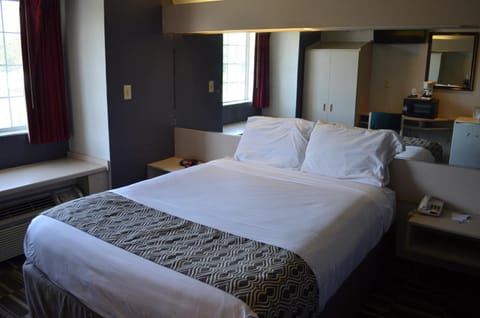 Stay Express inn and Suites Atlanta Union City Hotel in Fairburn
