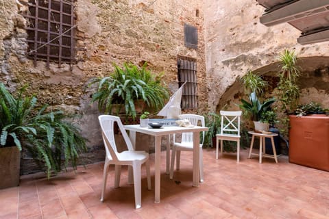 Patio, Balcony/Terrace, Dining area