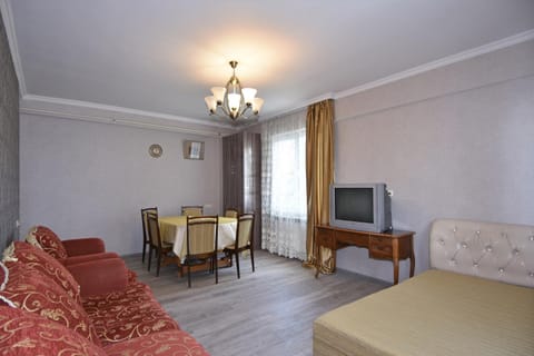 Уютная квартира около медицинского центра Астхик! Condominio in Yerevan