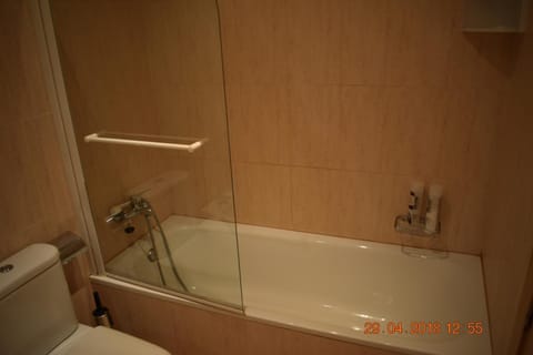 Bathroom, Bath