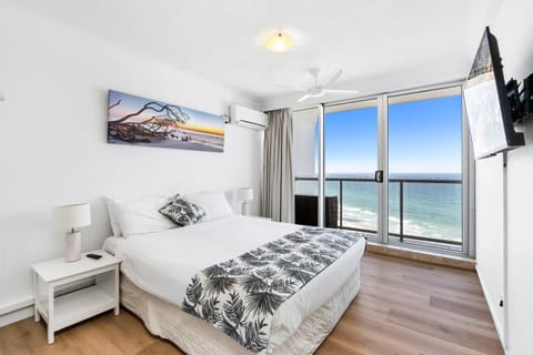 Peninsula 21b Apartment in Surfers Paradise