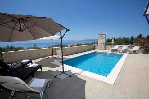 Sea view, Swimming pool