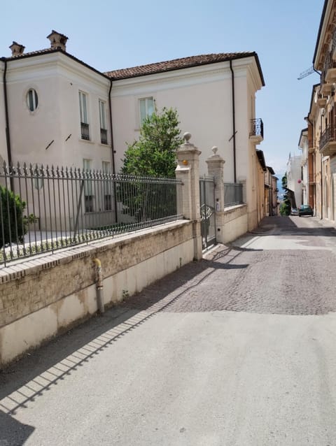 Property building, Street view, Quiet street view