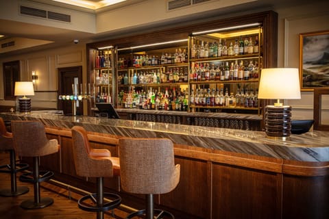 Lounge or bar