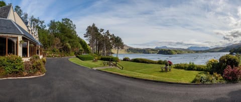 Facade/entrance, Garden view, Lake view, Landmark view, Mountain view, Sea view