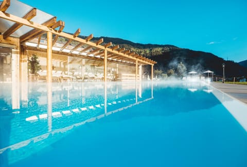 Day, Mountain view, Swimming pool