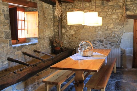 Mas la Serra Country House in Garrotxa