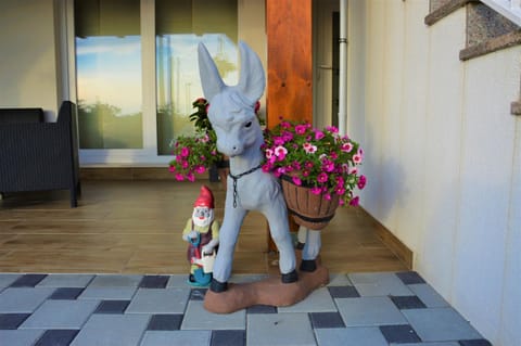 Apartment Karla Apartment in Podstrana