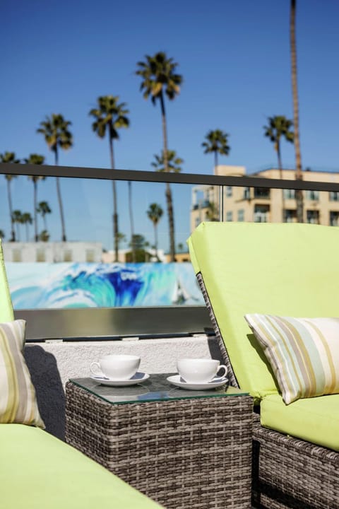 The Fin Hotel, Tapestry Collection by Hilton Hotel in Oceanside