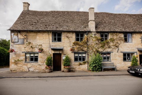 The Lamb Inn Gasthof in West Oxfordshire District