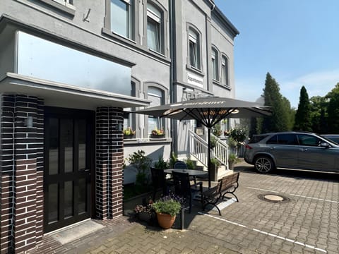 Haus Medaillon Bed and breakfast in Hamm