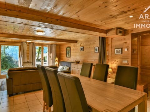 Duplex 6 pers, 2 ch, jardin, proche centre, wifi - FR-1-391-14 Apartment in Le Grand-Bornand