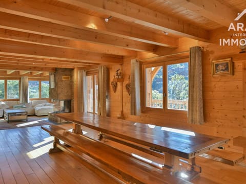 Chalet indépendant spacieux, 18 pers, 7 chambres, wifi, proche commerces! - FR-1-391-29 Chalet in Le Grand-Bornand