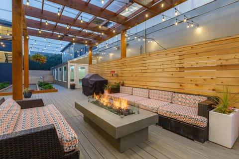 BBQ facilities, flat iron, sunbed