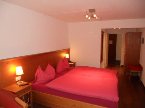 Cresta Hotel Hotel in Canton of Grisons