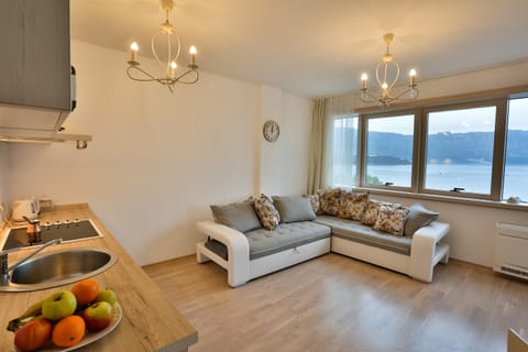 Living room, Sea view