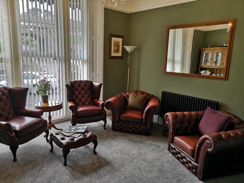 Living room, Photo of the whole room, Area and facilities, Internal: Not applicable to any particular room