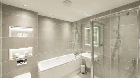 Shower, Toilet, Bathroom, Photo of the whole room, Decorative detail