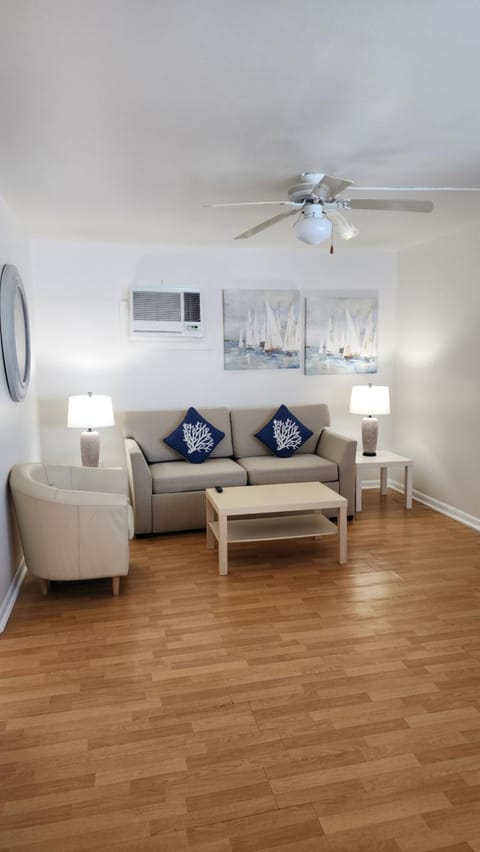 By the Beach Rentals Condo in Clearwater Beach