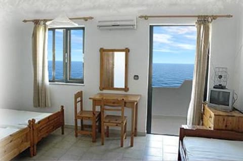 Day, Dining area, Sea view