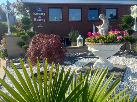 Garden, Balcony/Terrace, Seating area