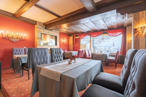 Day, Winter, Lounge or bar