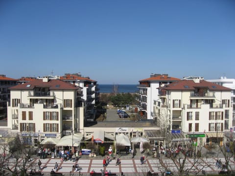 View (from property/room), Lake view, Sea view