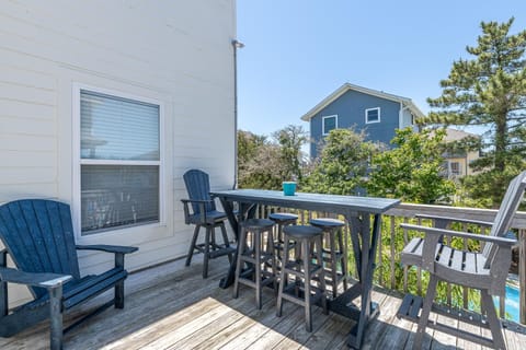 Mabuhay House in Corolla