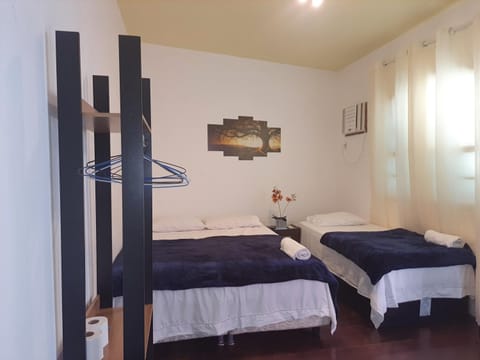 Piratininga Guesthouse Casa de Hóspedes Bed and Breakfast in Niterói