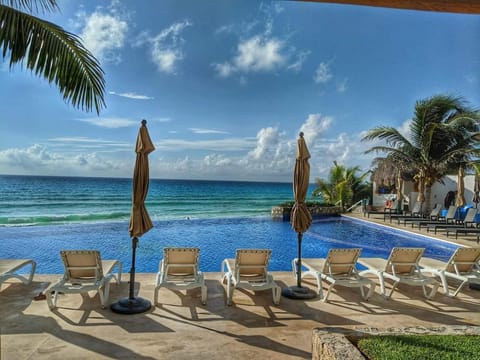 Cozy and Modern Condo in Cancun