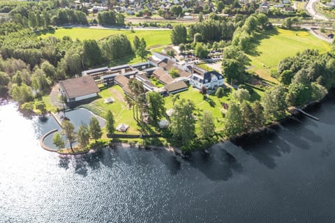 Day, Neighbourhood, Natural landscape, Bird's eye view, Sea view