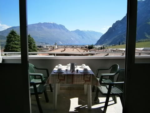 Balcony/Terrace, Lake view