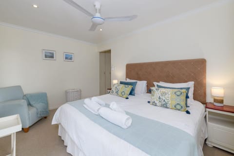 San Lameer Villa 13937 - 3 Bedroom Deluxe - 6 pax - San Lameer Rental Agency Chalet in KwaZulu-Natal
