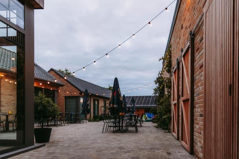 Patio, Balcony/Terrace