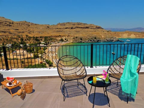 Balcony/Terrace, Beach, Sea view, Location