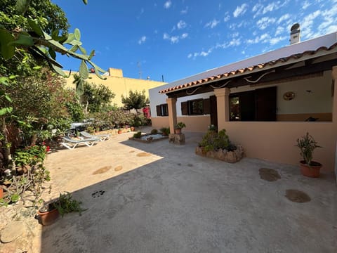 Patio, Balcony/Terrace