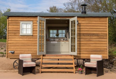 Luxury Shepherds Hut Albergue natural in Burley