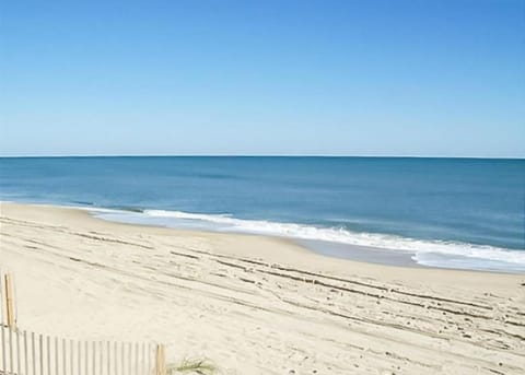 Cape May Casa in Roanoke Island