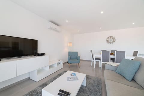 Muralha 2 - Holiday Apartments - By SCH Condo in Nazaré