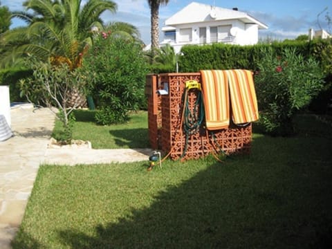 Chalet con piscina House in Baix Ebre